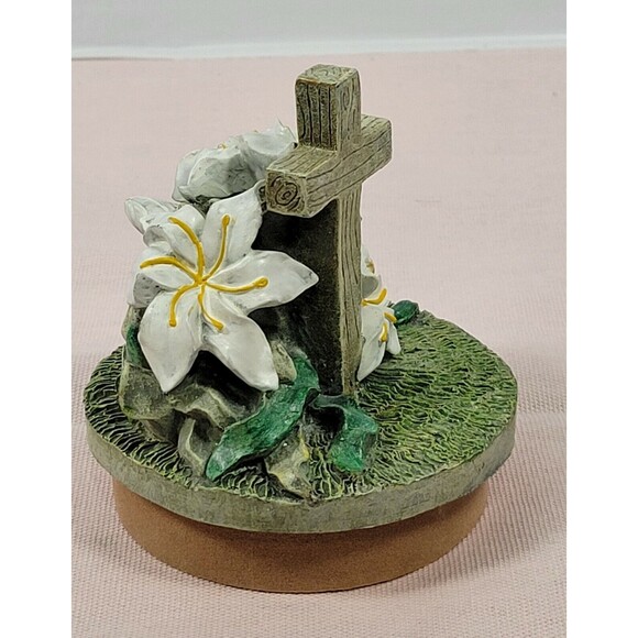 TCR candle topper cross and flowers rare green and white.    8-10 - Picture 2 of 9